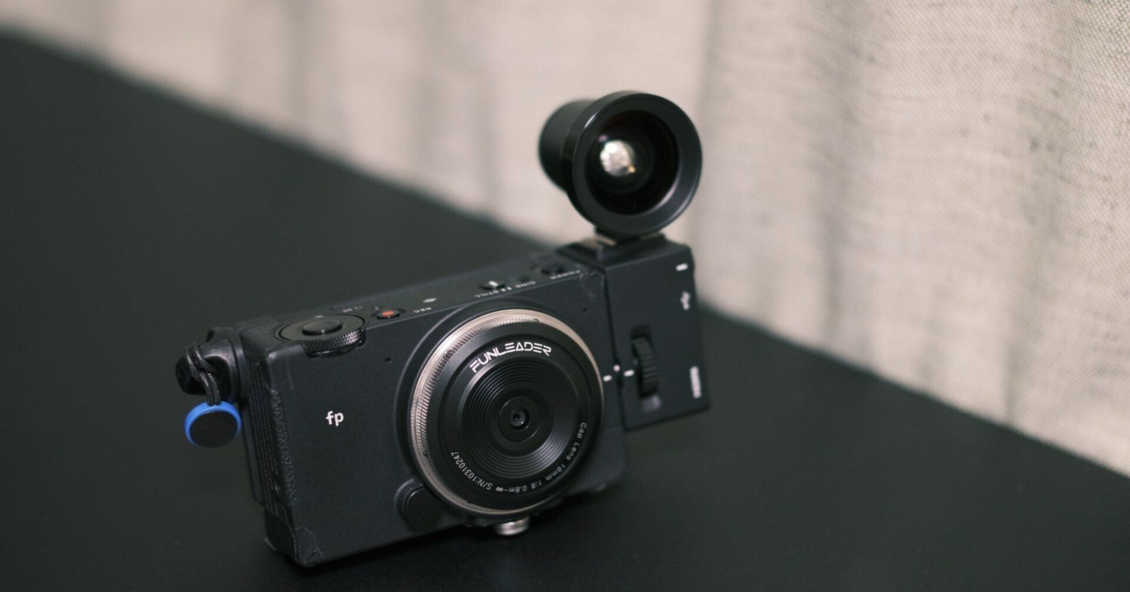 レビュー】SIGMA dp0 Quattro用ファインダー VF-51｜プラナリア