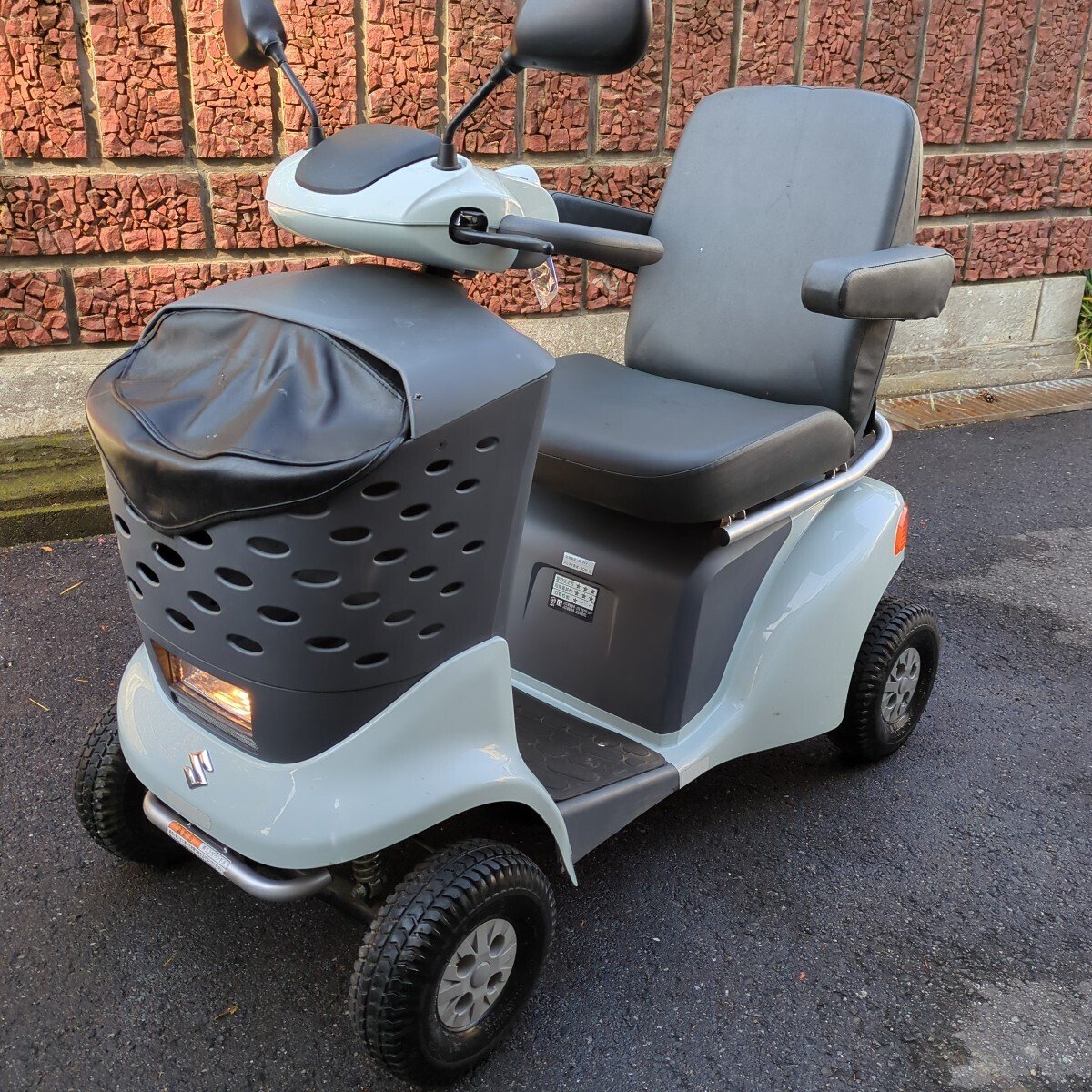 Yahoo!オークション -「suzukiセニアカー」の落札相場・落札価格