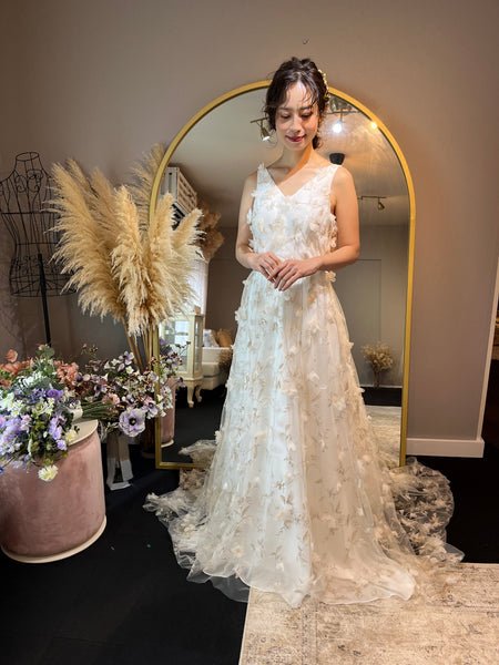 フラワーレース Vネック ノースリーブドレス（W262BE）