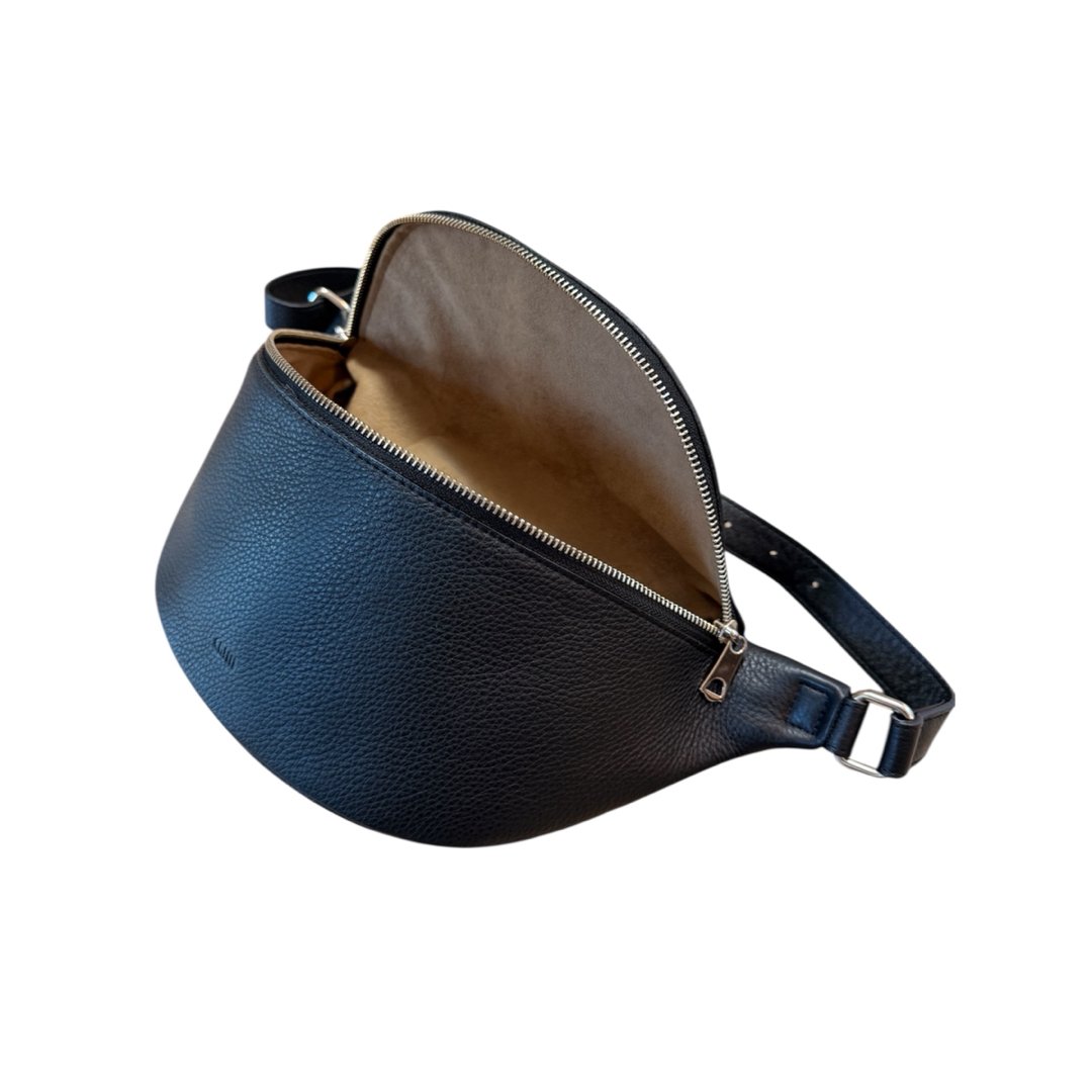 ch!iii bag チーバッグ シュリンクレザー ボディバッグ 黒