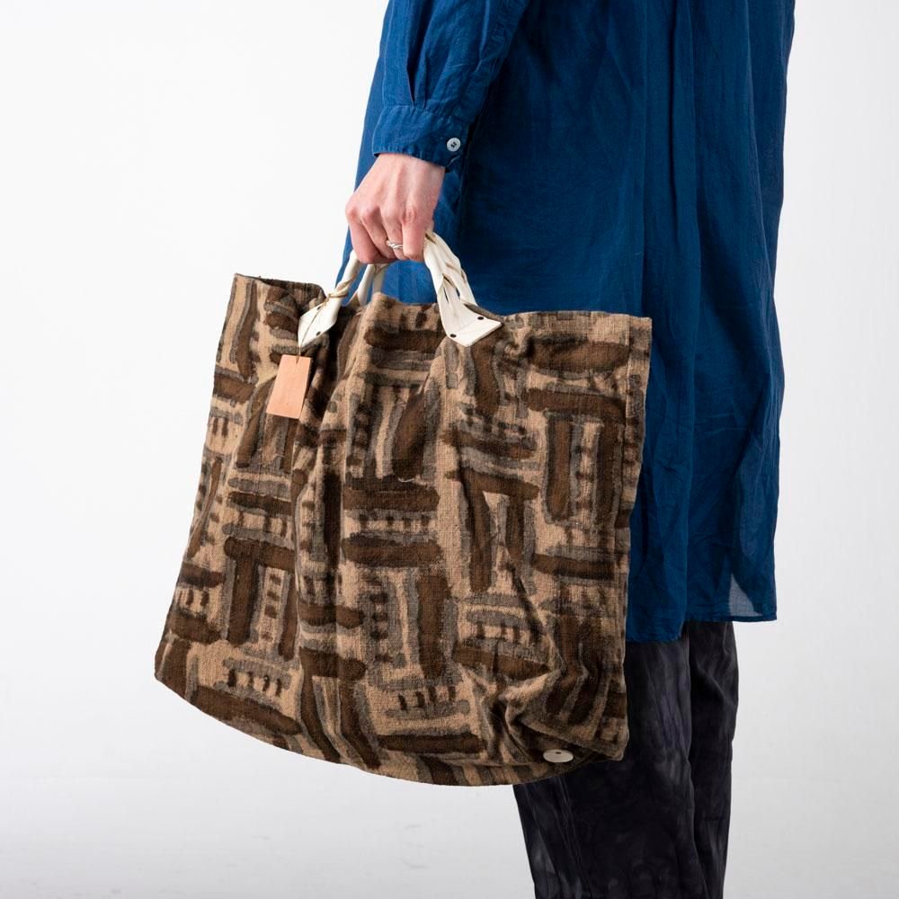 House.×宝島染工コラボ】 手つむぎ手織り生地 草木染BAG（MK06) - 公式