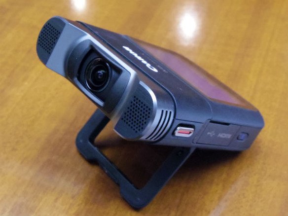 キヤノン“置き撮り”ビデオカメラが長時間駆動になって新登場「iVIS
