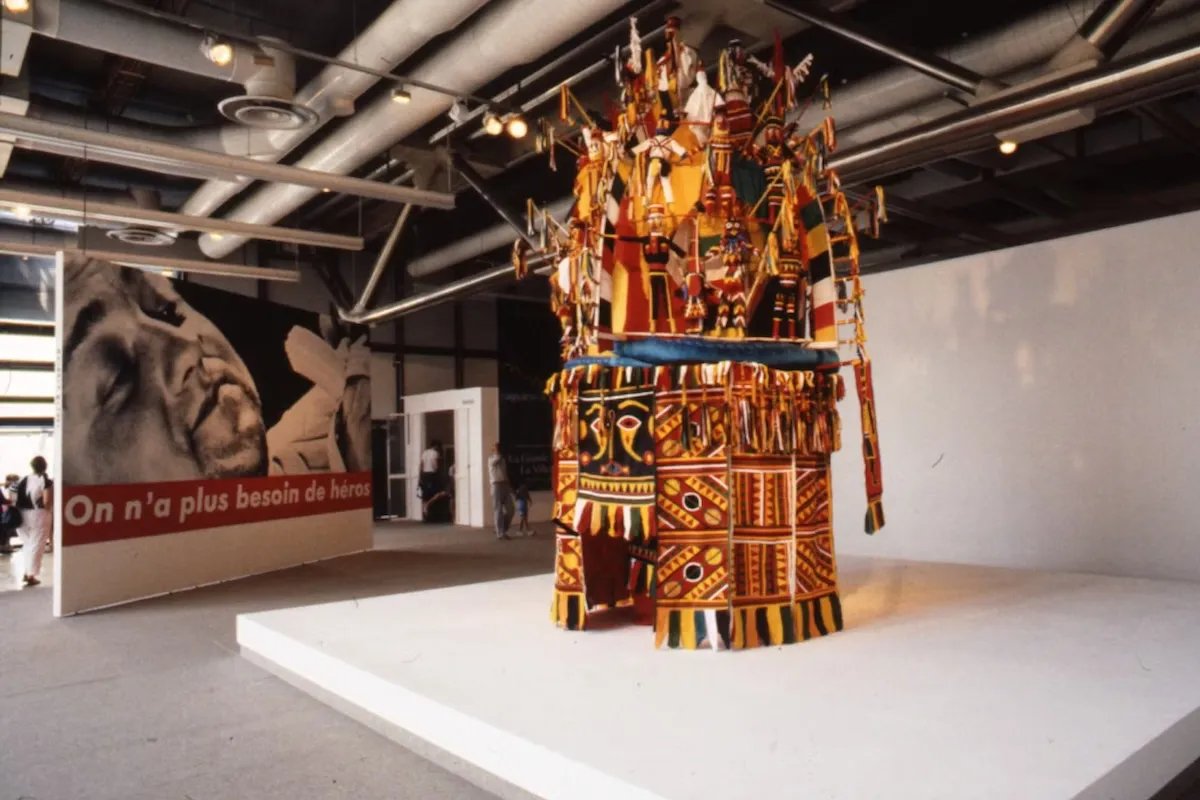 Anticipating Decoloniality: The Case of the Magiciens de la Terre