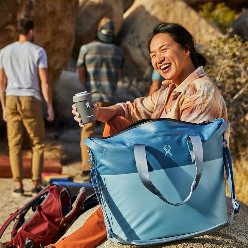 26 L Day Escape™ Soft Cooler Tote - Pack Rat Outdoor Center