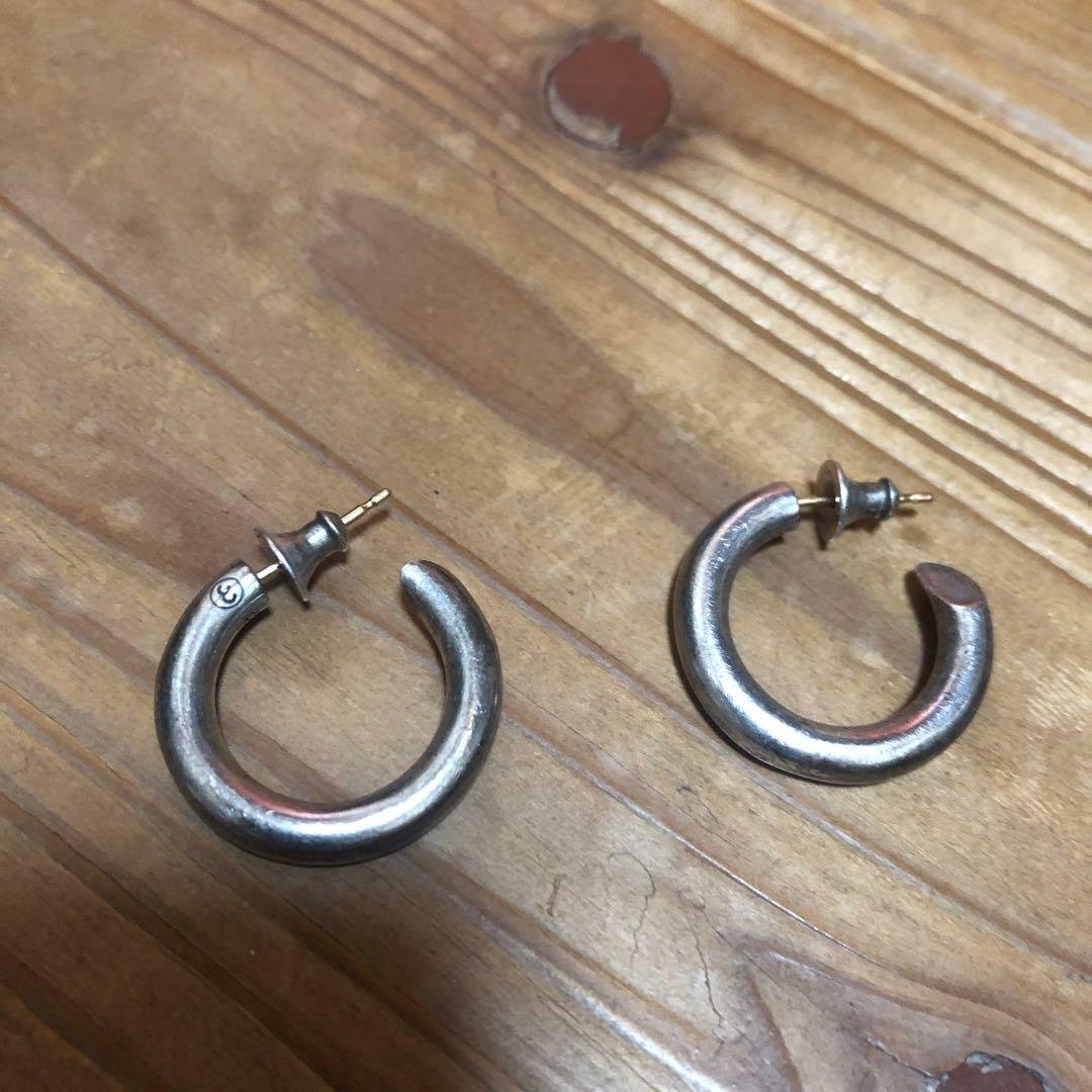 シルバー フープ型ピアス　キャリアリング 中古・古着通販】CAREERING (キャリアリング) フープピアス｜ブランド