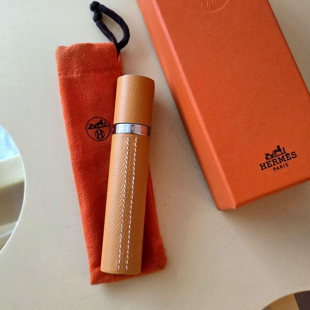 HERMES エルメス レフィラブル アトマイザー レザーケース ブラウン HERMES（エルメス） 未使用品 レフィラブル アトマイザー 香水ボトル