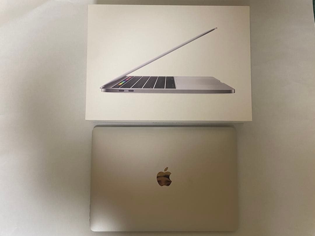 【付属完備品】MacBook Pro 13インチ. Amazon | 【整備済み品】 Apple MacBook Pro 2019, Thunderbolt(USB-C