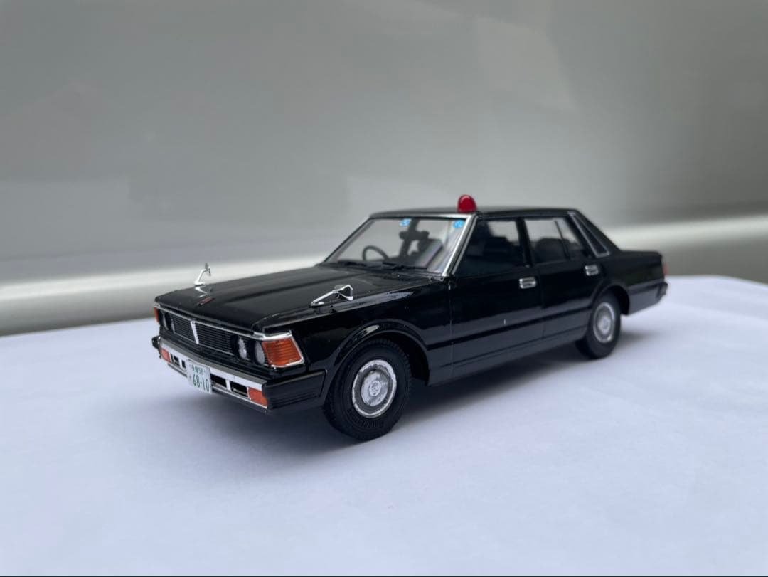 1/24 430セドリックセダン　警察車両仕様の完成品。 430セドリックセダン 覆面パトロールカー (プラモデル) - ホビーサーチ
