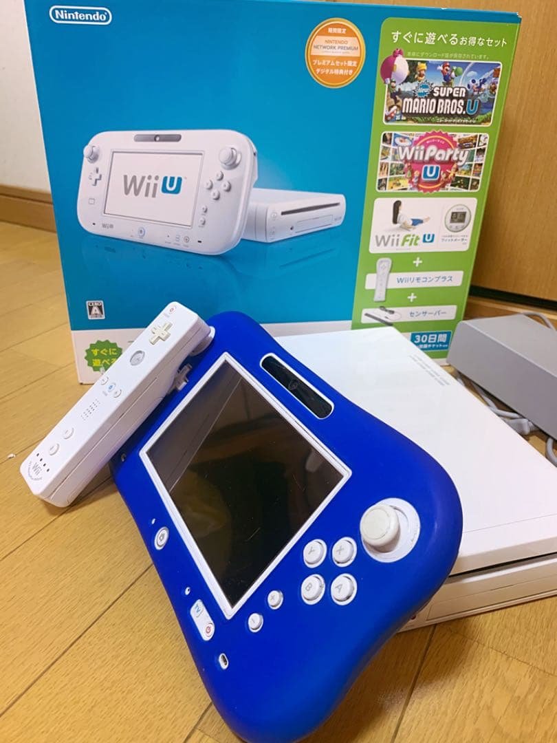 その他 Nintendo  WiiU Amazon | Nintendo Wii U Deluxe Set: Super Mario 3D World and