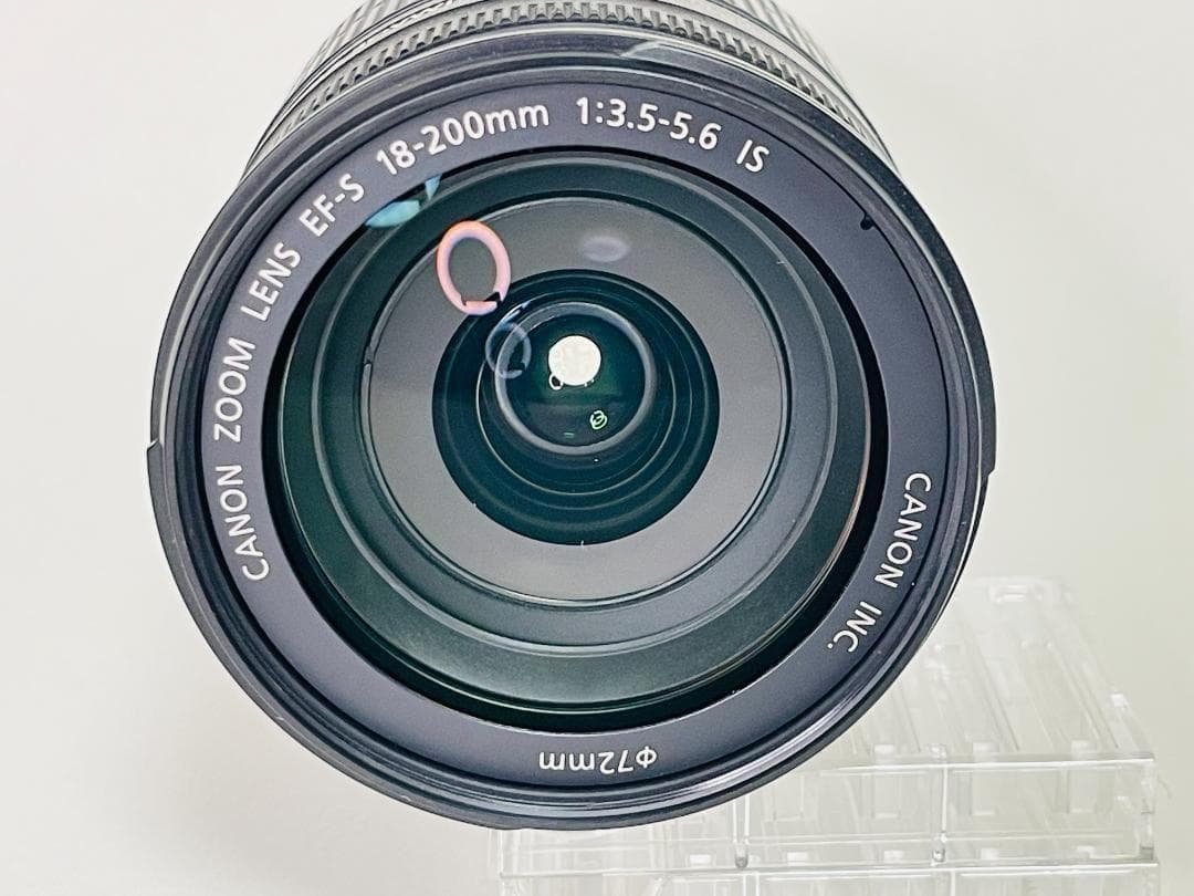 美品★Canon EF-S 18-200mm f/3.5-5.6 IS キヤノン