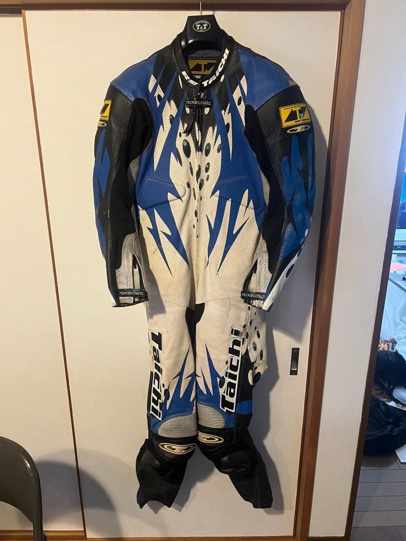 RS タイチ レーシングスーツ サイズLLS 革ツナギ　レーシンググローブ　青白 レーシングスーツ MW 50 サイズ RSタイチ TAICHI ブルー MFJ公認 革