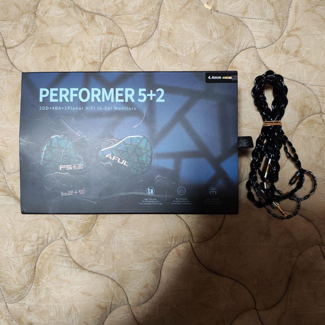 【極美品】AFUL Performer 7 (5+2) ★4.4mmケーブル付 AFUL Performer 5+2 (Performer 7)」 2DD+4BA+1Micro Planar構成。魅力